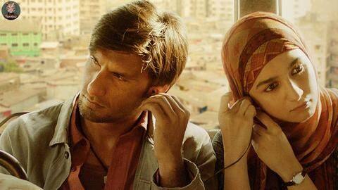 'Gully Boy' trailer speaks of rap, struggles, love and rebels 'Gully Boy' trailer speaks of rap, struggles, love and rebels