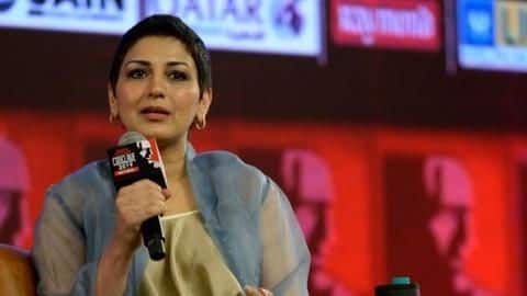 Have a 20 inches scar on my midriff: Sonali Bendre Have a 20 inches scar on my midriff: Sonali Bendre