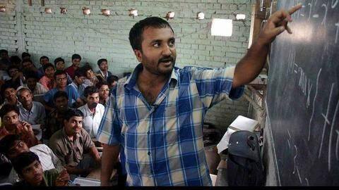 'Super 30' founder Anand Kumar stresses teaching in mother tongue 'Super 30' founder Anand Kumar stresses teaching in mother tongue