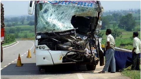 UP: Six bus passengers killed after being run-over by truck UP: Six bus passengers killed after being run-over by truck