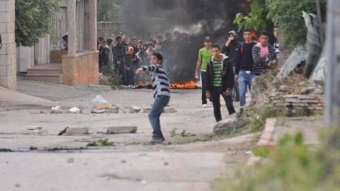 Palestinian baby dies inhaling tear gas at Gaza protest Palestinian baby dies inhaling tear gas at Gaza protest