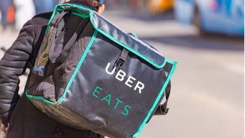 Uber driver ran away after handing over the ordered food Uber driver ran away after handing over the ordered food