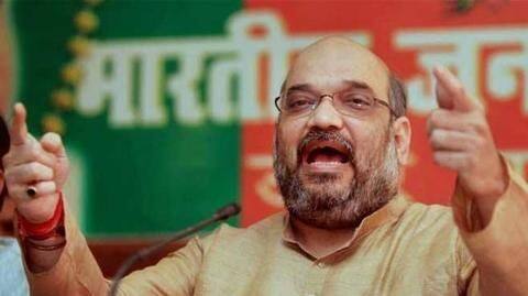 Shah in 1,800 Delhi BJP's WhatsApp groups to 'stem fake-news' Shah in 1,800 Delhi BJP's WhatsApp groups to 'stem fake-news'