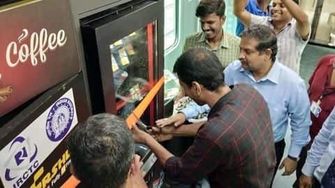India gets its 1st food-vending machine on-board train