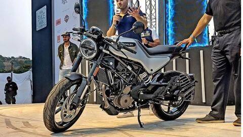 A look at both the motorcycles A look at both the motorcycles