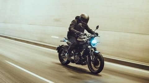Husqvarna reveals KTM 200 Duke-based Svartpilen 200: Details here Husqvarna reveals KTM 200 Duke-based Svartpilen 200: Details here