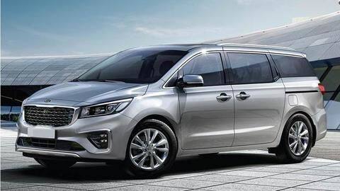 The Kia Carnival offers electric rear sliding doors The Kia Carnival offers electric rear sliding doors