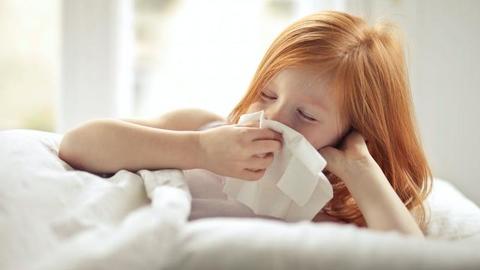 A few home remedies that can relieve cold in children A few home remedies that can relieve cold in children