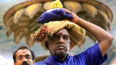 #SabarimalaRow: Union Minister demands private vehicles be allowed till Pamba #SabarimalaRow: Union Minister demands private vehicles be allowed till Pamba