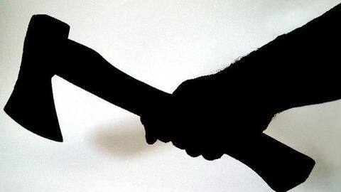 Jharkhand: Mentally ill man kills 5 family members with axe Jharkhand: Mentally ill man kills 5 family members with axe