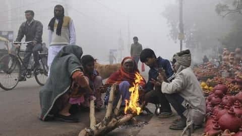 Delhiites experience chilly morning; minimum temperature settles at 3-degree Celsius Delhiites experience chilly morning; minimum temperature settles at 3-degree Celsius