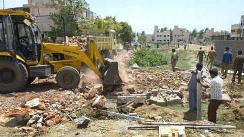 Illegal occupation on Rs. 25cr worth Noida Authority's land cleared Illegal occupation on Rs. 25cr worth Noida Authority's land cleared