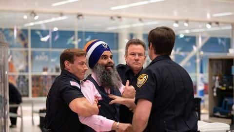 Thanks to Khalsa, Sikhs can wear turban through airport security Thanks to Khalsa, Sikhs can wear turban through airport security