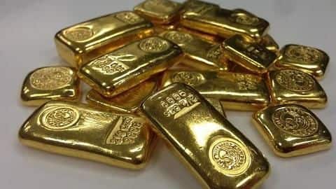 Gold bars worth Rs. 1.26cr seized from S Korean passenger Gold bars worth Rs. 1.26cr seized from S Korean passenger