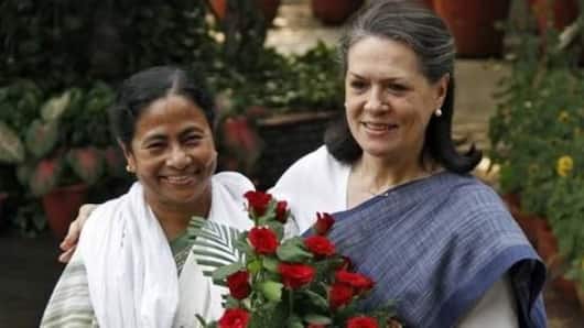 Mamata extends birthday wishes to Sonia, may meet