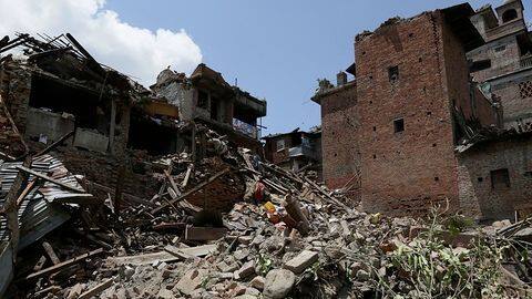 Japan: Quake toll reaches 16 as hopes fade for survivors Japan: Quake toll reaches 16 as hopes fade for survivors