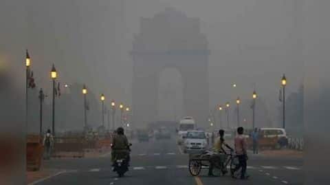 Delhi's pollution level remains 'severe' for third consecutive day Delhi's pollution level remains 'severe' for third consecutive day