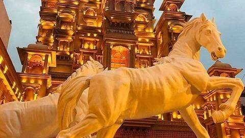 Kolkata: 'Padmaavat' returns as Durga Puja theme in two pandals Kolkata: 'Padmaavat' returns as Durga Puja theme in two pandals