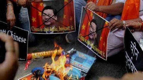 Jamshedpur traders burn Chinese goods in protest on Holika-dahan eve Jamshedpur traders burn Chinese goods in protest on Holika-dahan eve