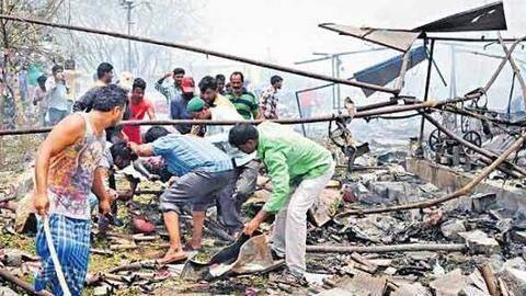 Three killed in explosion at cracker unit in TN Three killed in explosion at cracker unit in TN