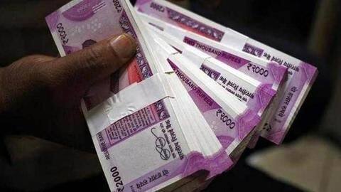 Woman Shiv Sena leader cheated of Rs. 9L, 4 booked Woman Shiv Sena leader cheated of Rs. 9L, 4 booked