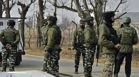 Terrorists, top police officer killed in encounter in J&K's Kulgam Terrorists, top police officer killed in encounter in J&K's Kulgam