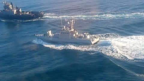 Ukraine accuses Russia of firing on, seizing its three ships Ukraine accuses Russia of firing on, seizing its three ships