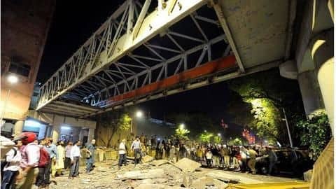BMC brings down remaining part of damaged overbridge BMC brings down remaining part of damaged overbridge