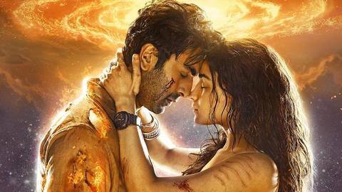Alia Bhatt, Ranbir Kapoor's 'Brahmastra' receives mixed early reviews Alia Bhatt, Ranbir Kapoor's 'Brahmastra' receives mixed early reviews