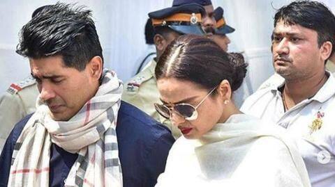 Manish Malhotra's father passes away; Bollywood celebrities pay last respects Manish Malhotra's father passes away; Bollywood celebrities pay last respects