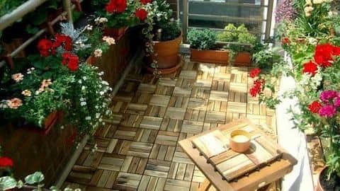 Get green/wooden flooring; Make use of the railing Get green/wooden flooring; Make use of the railing