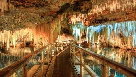 See the amazing Crystal and Fantasy Caves See the amazing Crystal and Fantasy Caves