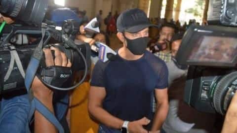 Hrithik Roshan records statement in fake e-mails case Hrithik Roshan records statement in fake e-mails case