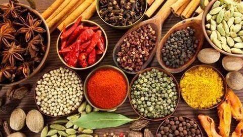 5 healthiest spices and herbs you should consume