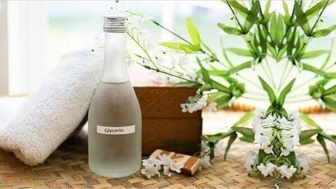 Glycerin prevents acne and has anti-aging effects.