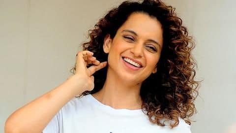 Kangana Ranaut prepares for 'Dhaakad' with a virtual reading session Kangana Ranaut prepares for 'Dhaakad' with a virtual reading session