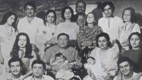 Riddhima shares an unseen picture of the Kapoor family Riddhima shares an unseen picture of the Kapoor family