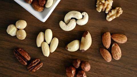 Stick to healthy snacking during festivals Stick to healthy snacking during festivals