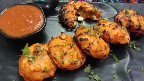 How to make lip-smacking tandoori momos at home How to make lip-smacking tandoori momos at home