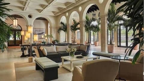 Four Seasons Hotel at The Surf Club, Surfside, Florida, USA Four Seasons Hotel at The Surf Club, Surfside, Florida, USA