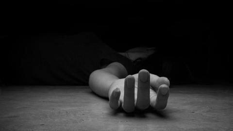 UP: Two minor cousins found dead in field; another critical UP: Two minor cousins found dead in field; another critical