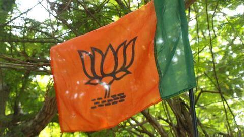 BJP MP slaps wrestler at sports event in Ranchi BJP MP slaps wrestler at sports event in Ranchi