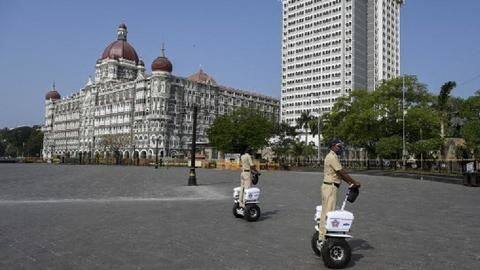 Maharashtra: Can house helps go to work amid fresh restrictions? Maharashtra: Can house helps go to work amid fresh restrictions?