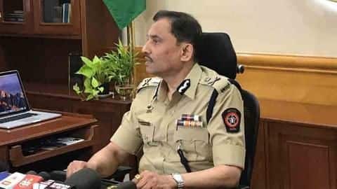 The first-machine was inaugurated by Mumbai Police Commissioner, his wife The first-machine was inaugurated by Mumbai Police Commissioner, his wife