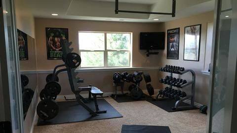 Here's how to build your own low-cost gym at home Here's how to build your own low-cost gym at home