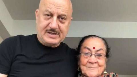 Anupam Kher's mother gets discharged from hospital