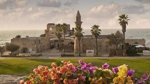 Presenting the ancient-yet-modern Israel! Presenting the ancient-yet-modern Israel!