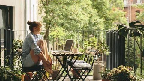 Want to build a balcony garden? Here are some tips Want to build a balcony garden? Here are some tips