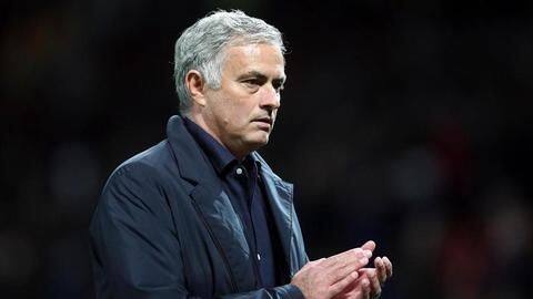 Manchester United dismiss reports of sacking Mourinho this weekend Manchester United dismiss reports of sacking Mourinho this weekend