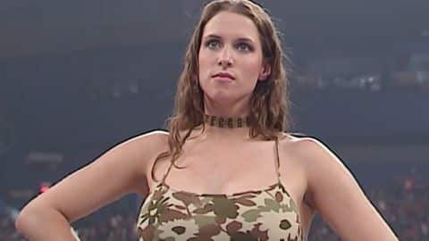 Five most epic insults used in the WWE Five most epic insults used in the WWE